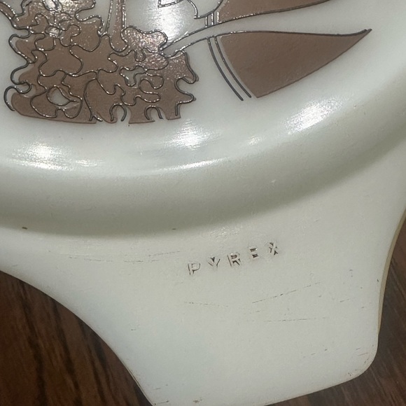 1969 Vintage Pyrex Promo Pattern Nouveau Floral Casserole...